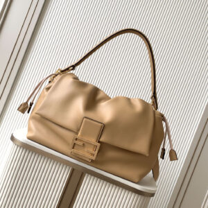 Fendi Mamma Baguette - Leather Shoulder Bag in Calfskin with Flip Cover