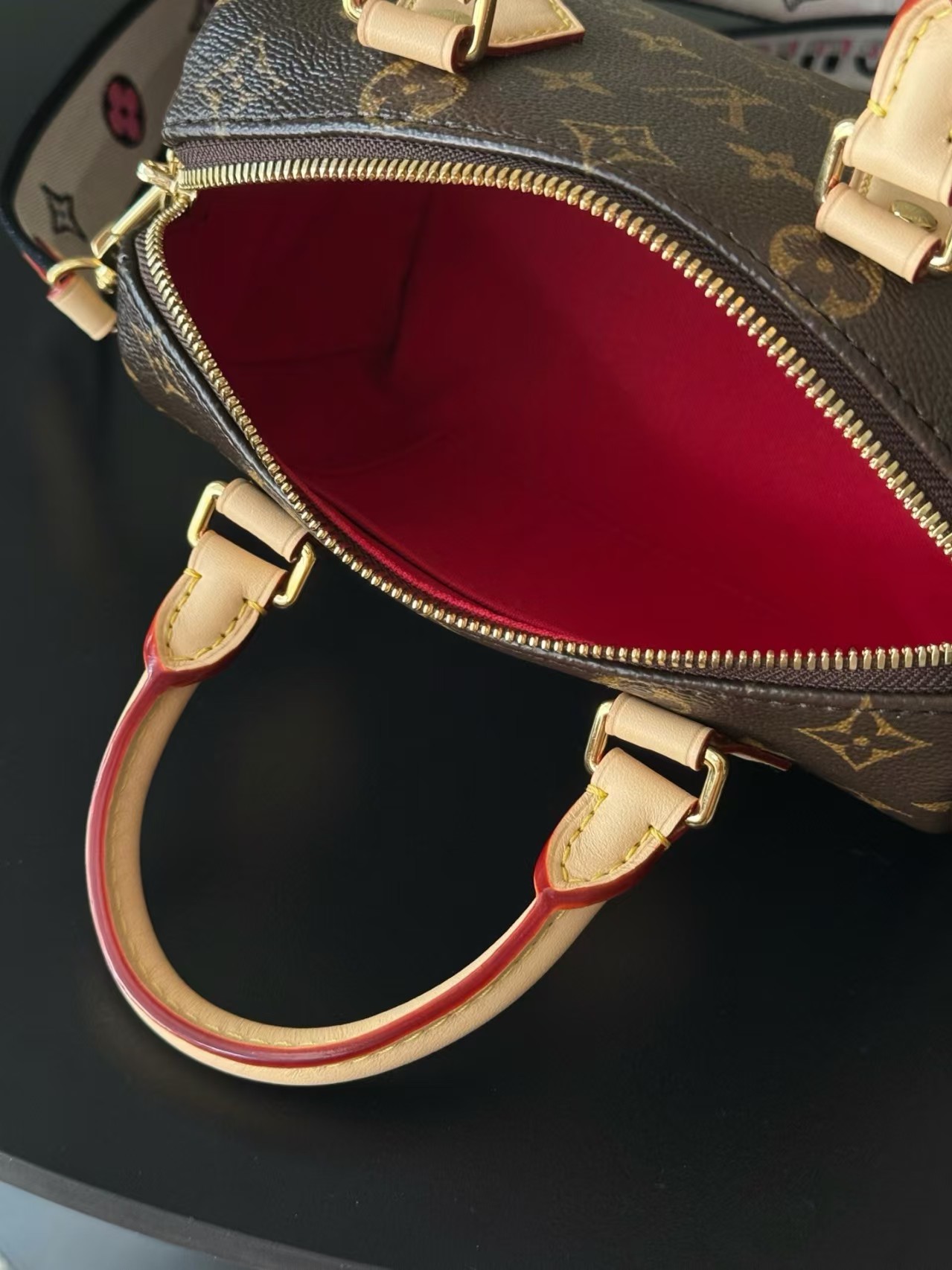lv speedy bandouliere 2020 handbag with coated canvas and natural tanned leather lv speedy bandouliere 2020 handbag with coated canvas and natural tanned leather